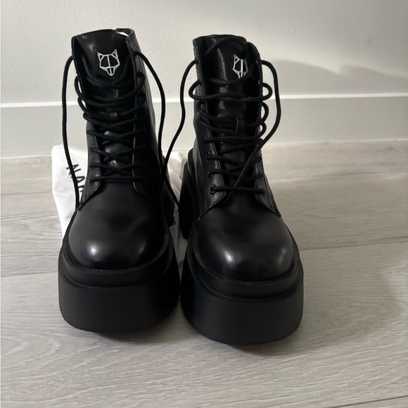 Naked Wolfe Black Platform Ankle Boots - Picture 2 of 15